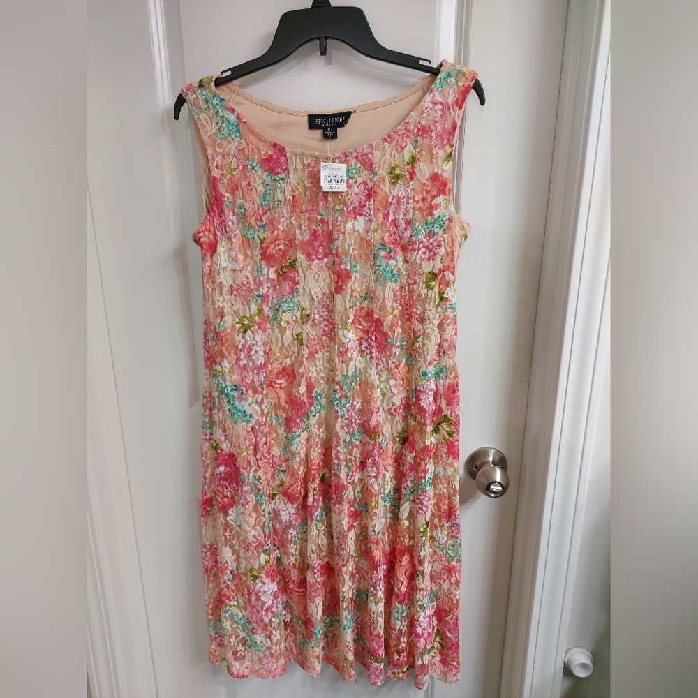 NWT Women's Perception Lace dress